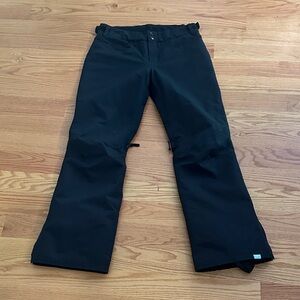 ROXY Women’s medium Black ski pants